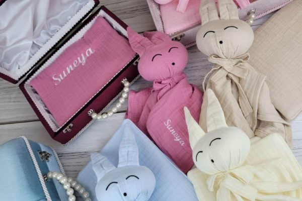 doudou-en-plusieurs-couleurs-a-personnaliser.jpg